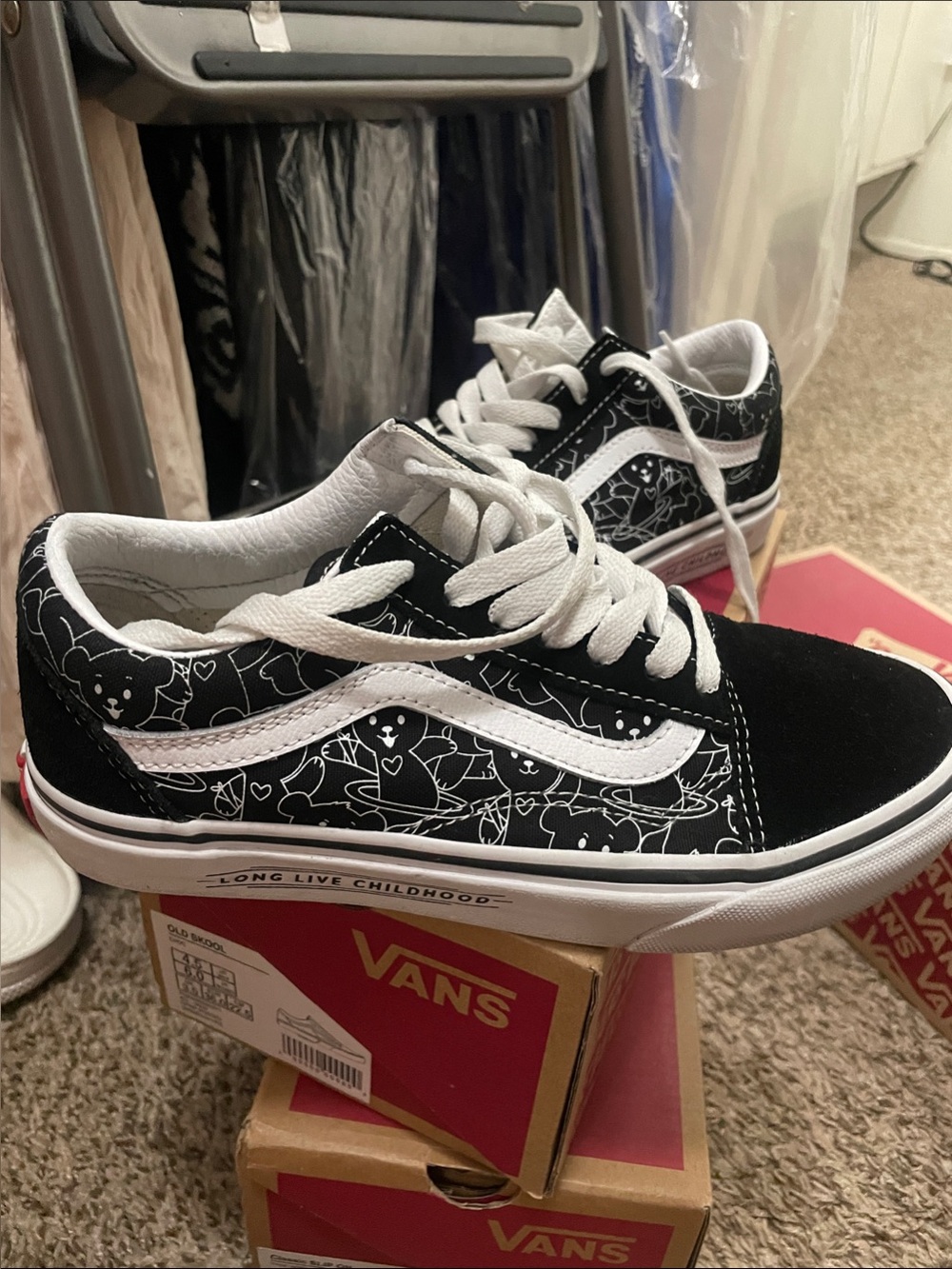 Vans Kids Old Skool Black White Heart & Bear Pattern Sneakers